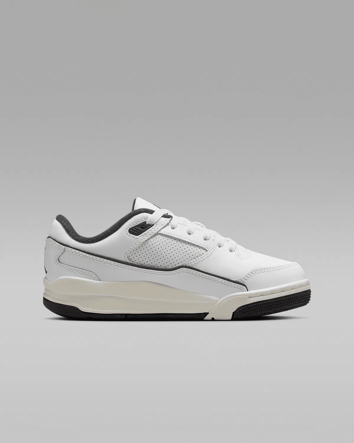 Детские кроссовки Jordan Flight Court, White/Sail/Black — фото 3