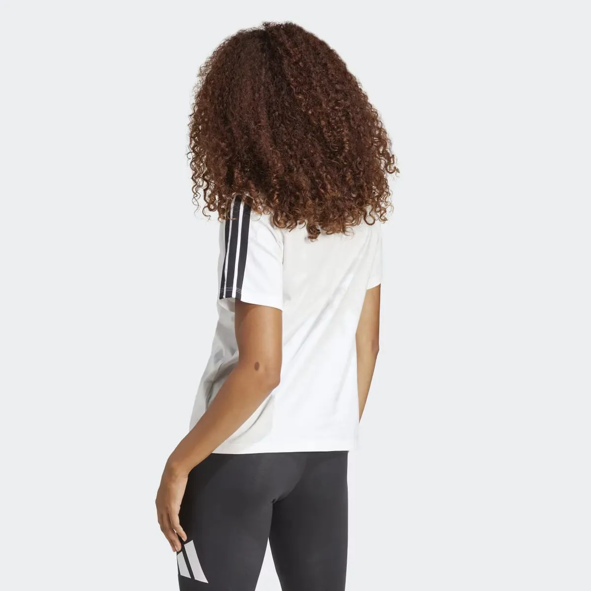 Женская футболка Adidas Essentials Cotton с тремя полосками, белый — фото 2