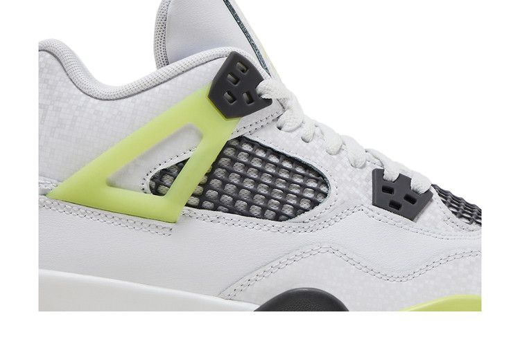 Кроссовки Air Jordan Air Jordan 4 Retro GS 'Light Lemon Twist', белый — фото 3