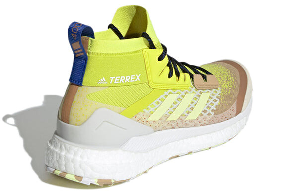 Кроссовки adidas Terrex Free Hiker Primeblue 'Pulse Yellow Beige Tone', желтый — фото 4