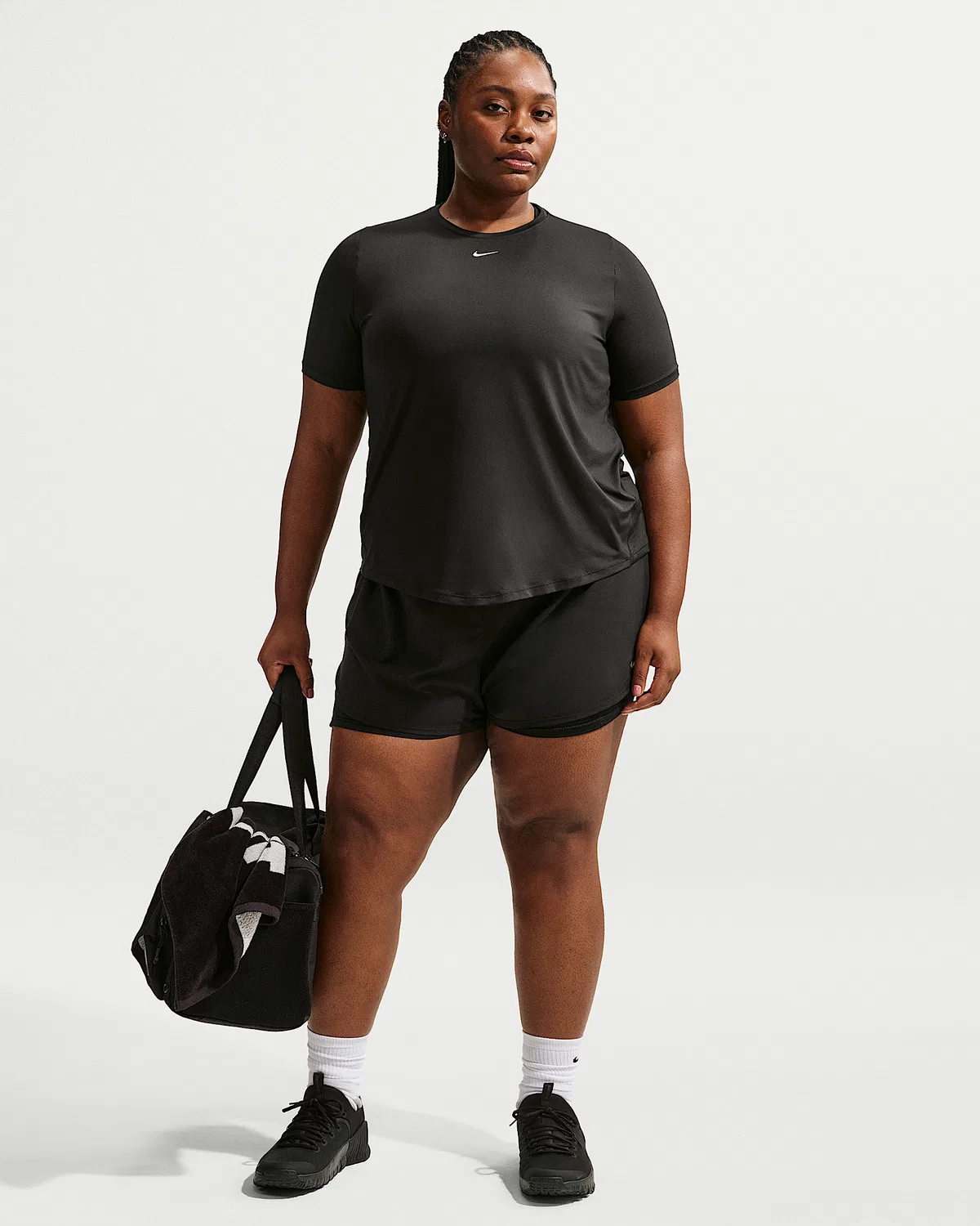 Женский топ с коротким рукавом Dri-FIT (плюс сайз) Nike One Classic, Black/White — фото 4