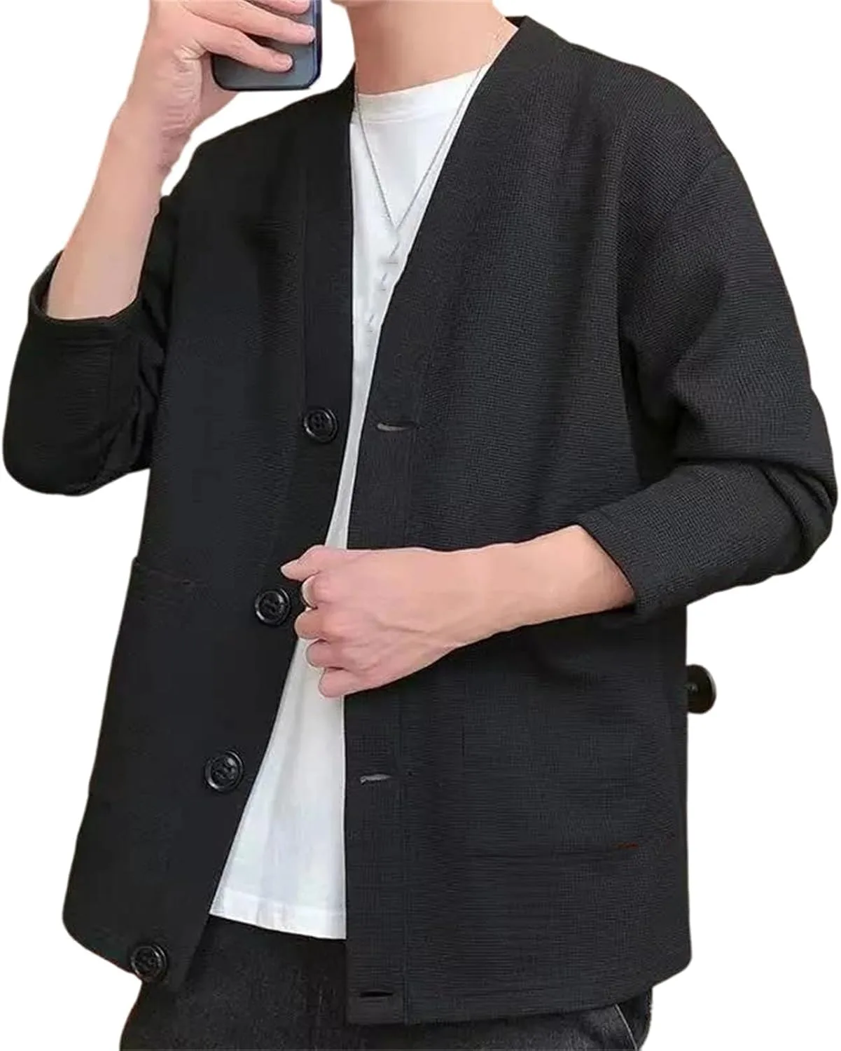 

Мужской вязаный кардиган в свободном крое