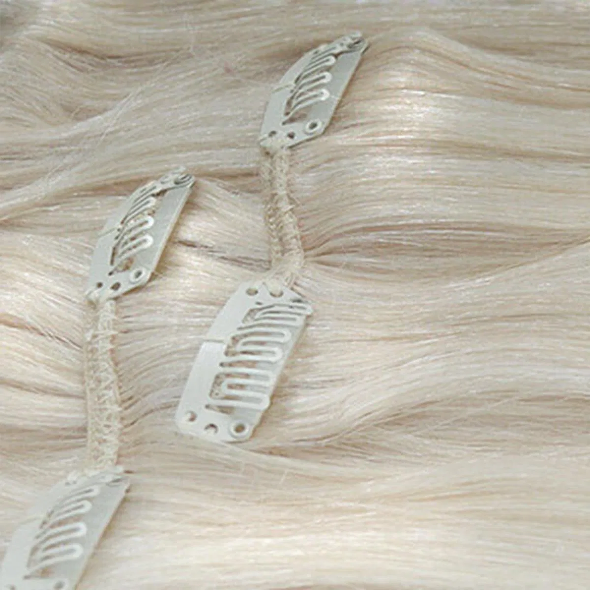 Накладные пряди на заколках «Clip-in extensions classic» от GLOBAL EXTEND Global Extend, Dark Blonde — фото 2