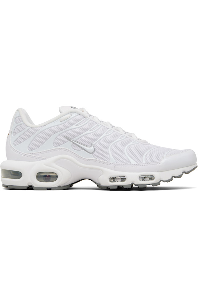 

Nike Белые кроссовки Air Max Plus
