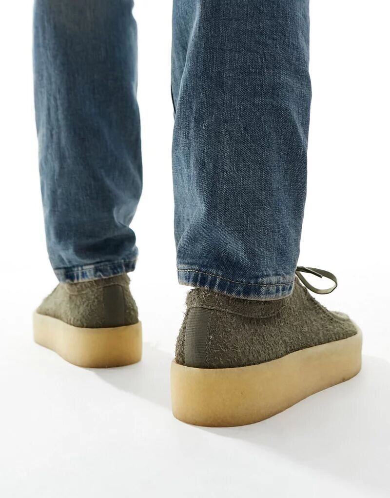 Серые замшевые туфли Clarks Originals Wallabee с чашкой — фото 4