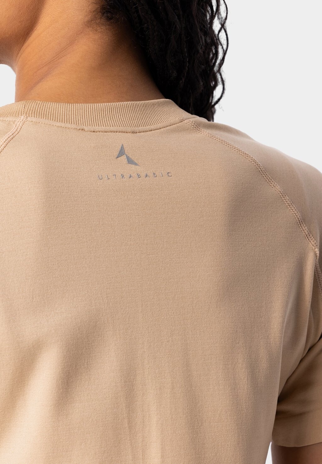 

Базовая футболка SIMPLY SEAMLESS carpatree, бежевый