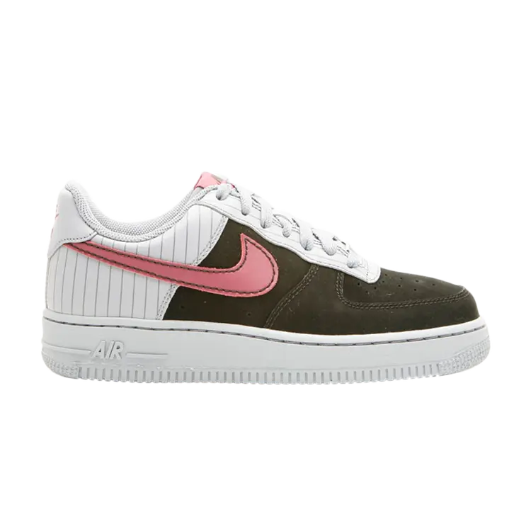 Кроссовки Nike Wmns Air Force 1 '07 'Myth', черный