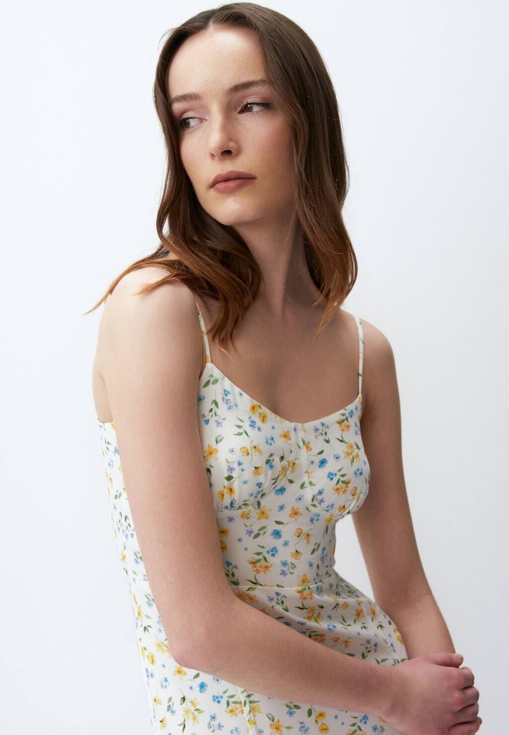 

Повседневное платье PATTERNED MIDI WITH STRAPS AND SLITS Jimmy Key, белый