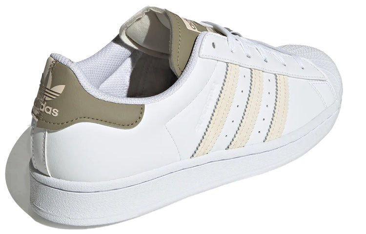Кроссовки (WMNS) adidas Superstar 'White Olive Green' GW7256 — фото 4