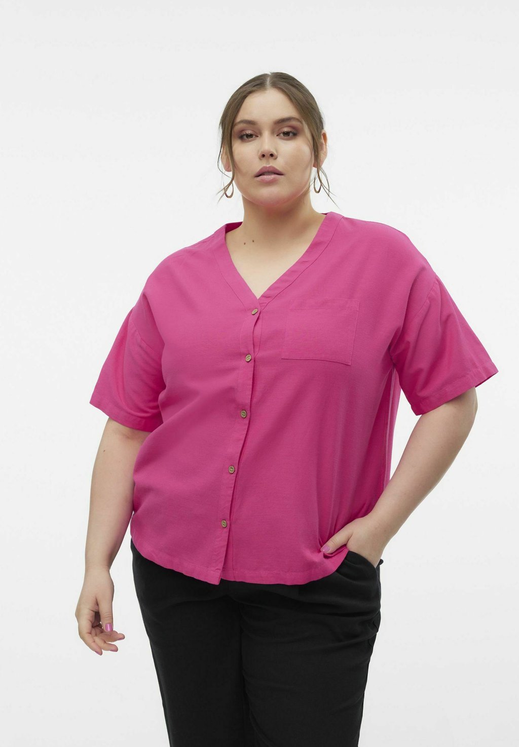 

Блуза VMCKARLA Vero Moda Curve, фуксия