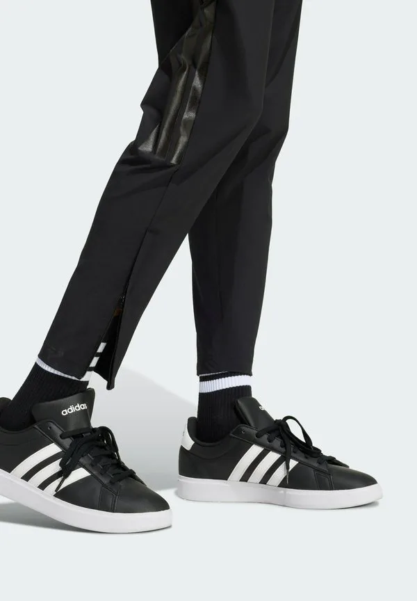 Спортивные штаны house of tiro Adidas Sportswear, Black Colored Reflective — фото 4