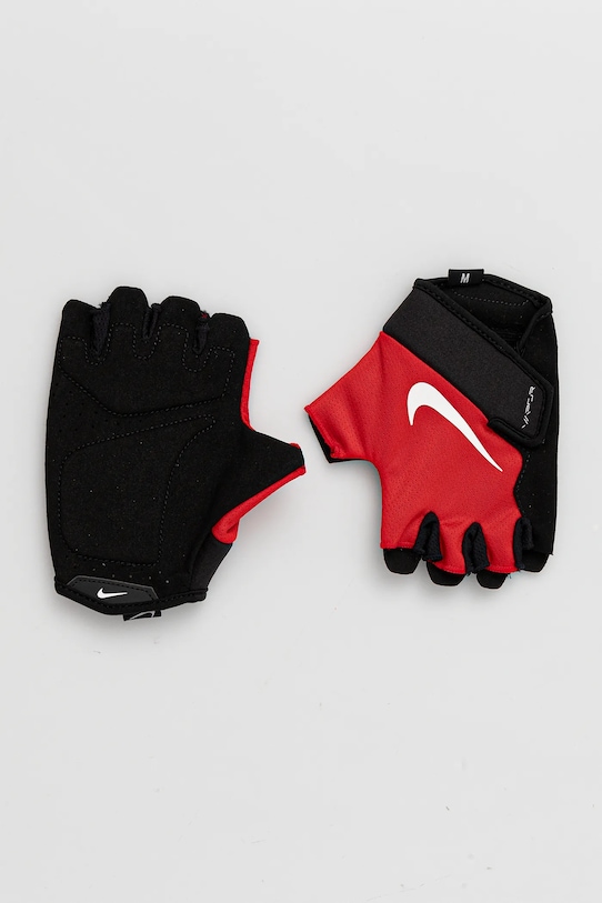 

Тренировочные перчатки Nike, красный