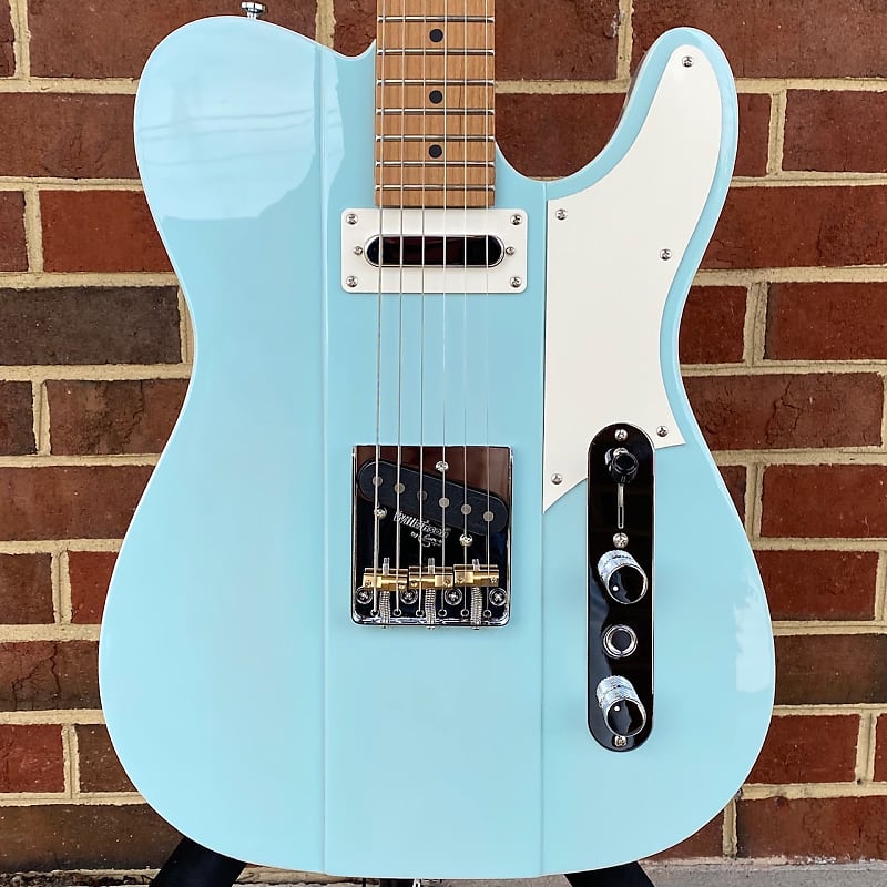 

Электрогитара Reverend Greg Koch Gristlemaster, Blucifer, Roasted Maple Neck, Fishman Signature Pickups