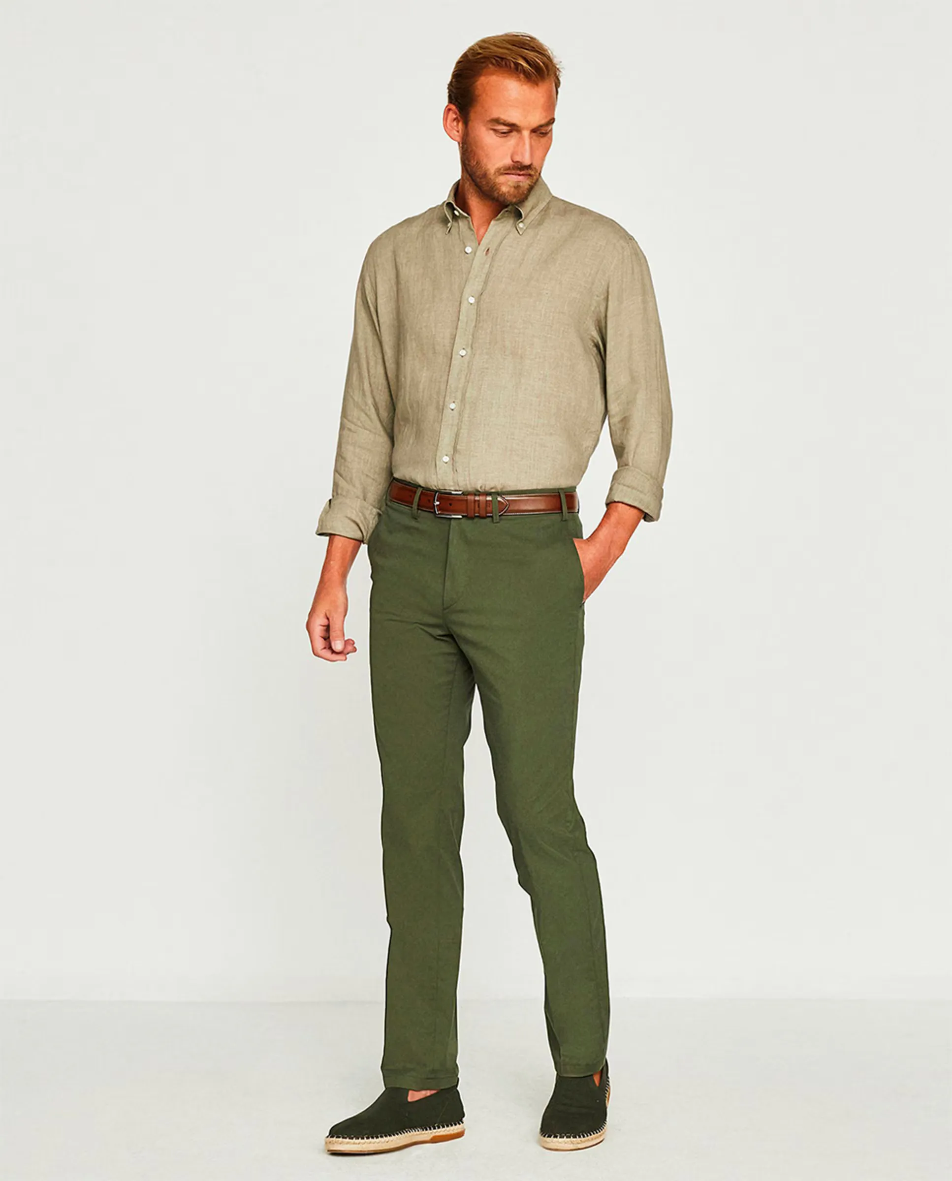

Брюки мужские классические regular fit из смеси шерсти и полиэстера гладкие синие Mirto, цвет Kaki