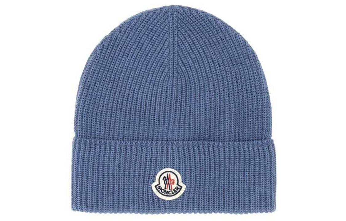 

Шапка с логотипом Moncler, светло-голубая