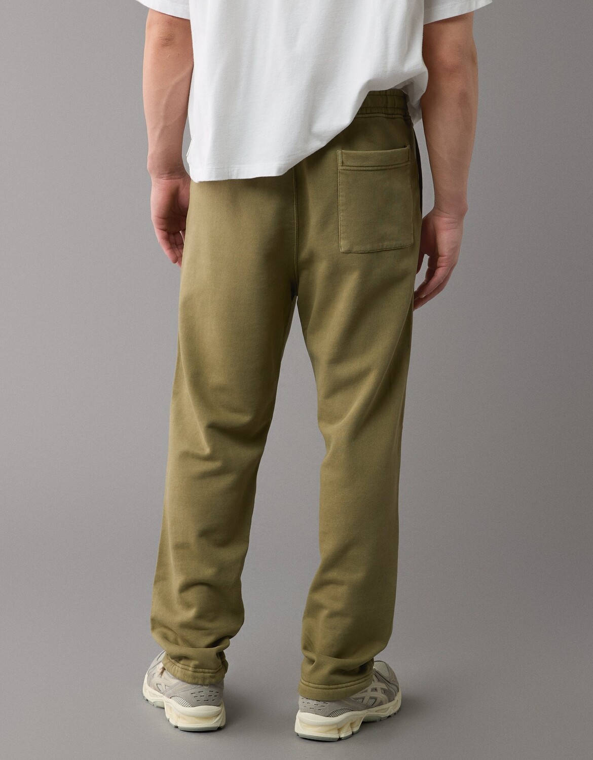 

Хлопковые спортивные штаны AE American Eagle Outfitters, цвет Festive Olive