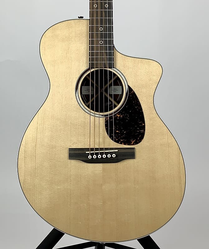 

Акустическая гитара Martin Road Series SC-13E Special - Natural