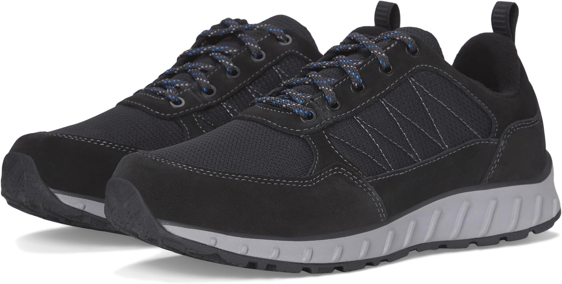 

Походные ботинки L.L.Bean Snow Sneaker 5 Low Water Resistant Insulated Lace-Up, черный