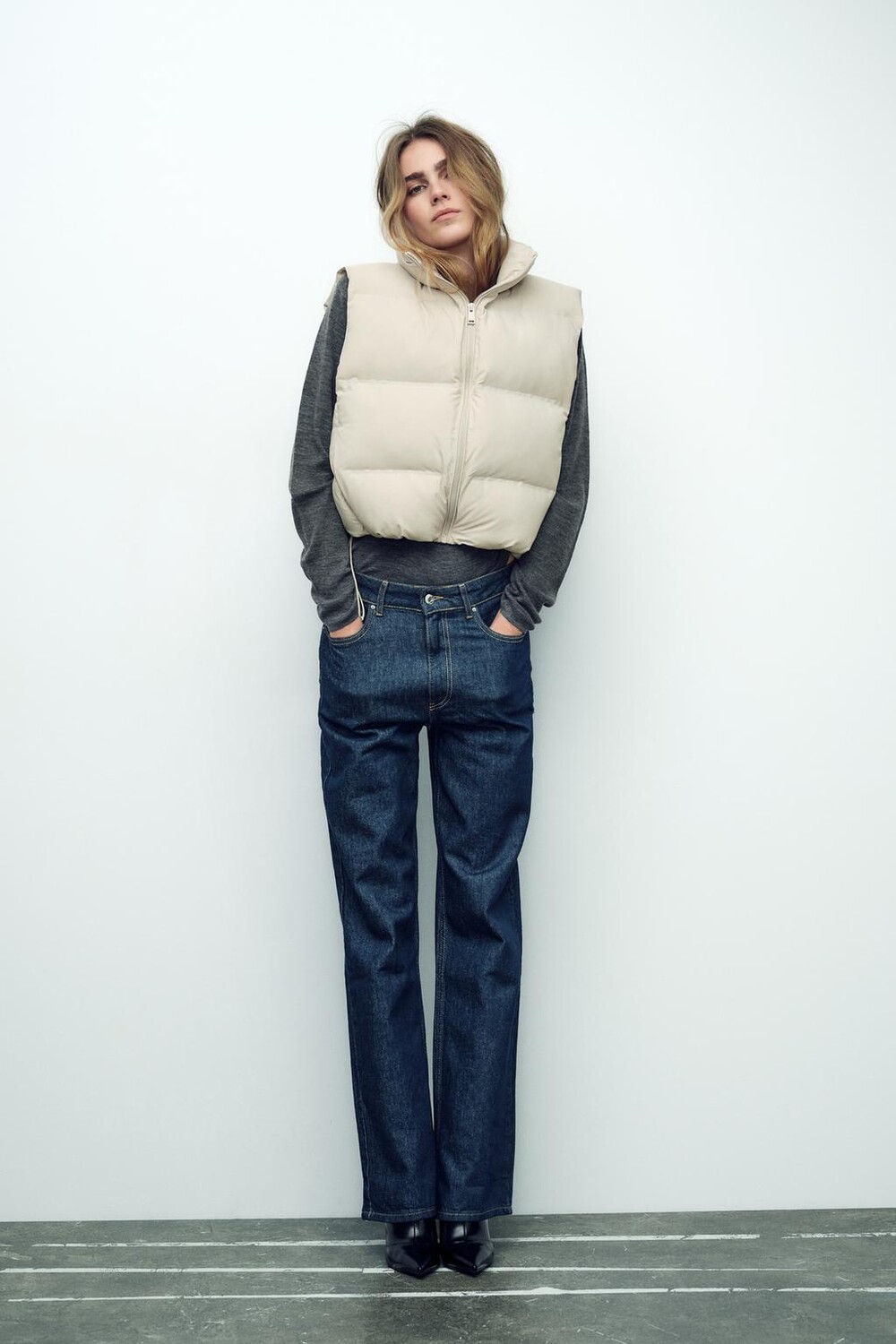 

Водоотталкивающий ветрозащитный пуховик ZARA, экрю