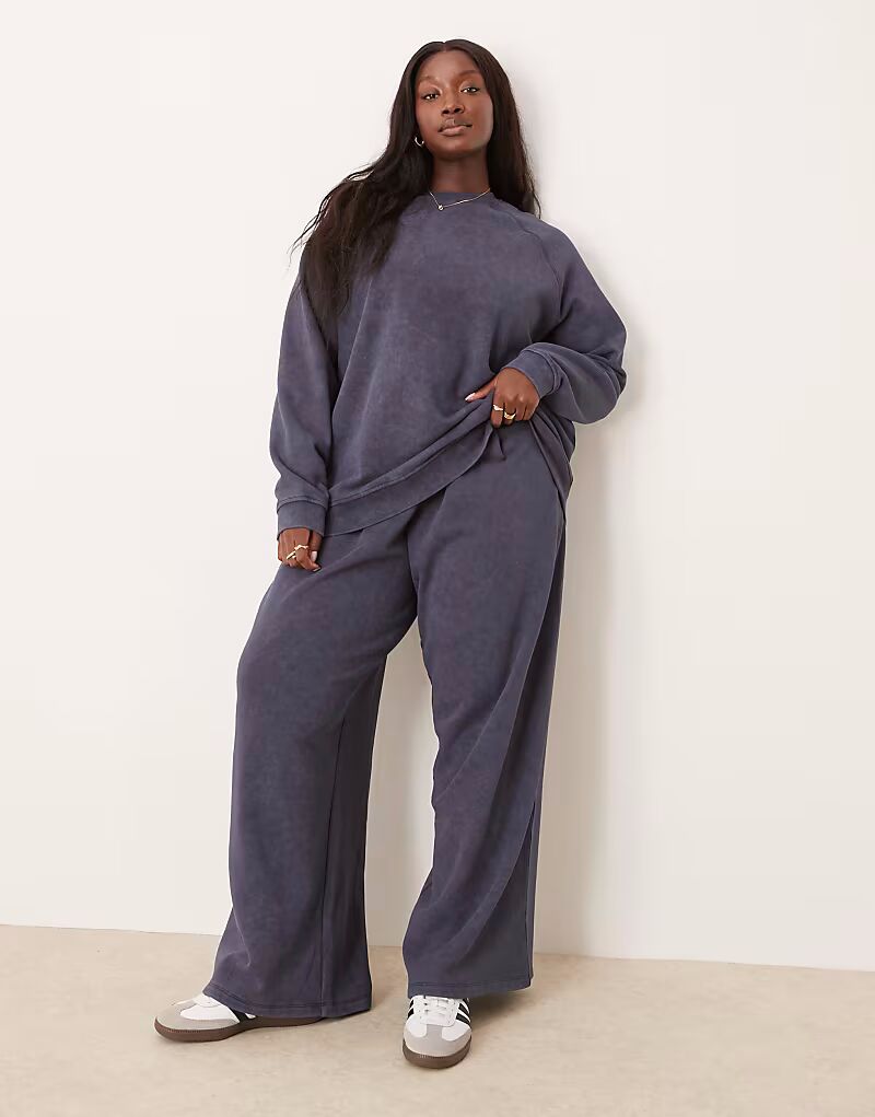 

Широкие брюки-джоггеры ASOS DESIGN Curve свободного кроя в темно-синем цвете, комплект ASOS Curve