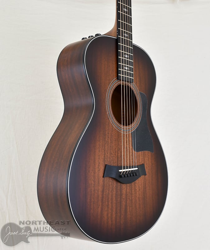 

Акустическая гитара Taylor 322e 12-Fret Grand Concert Acoustic/Electric Guitar