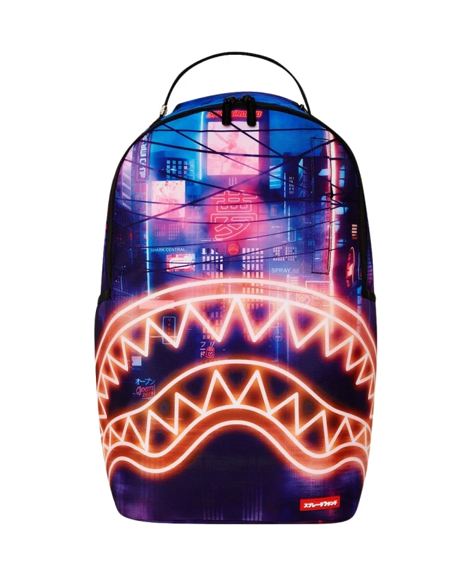 

Городской туристический рюкзак в форме акулы Sprayground, мультиколор