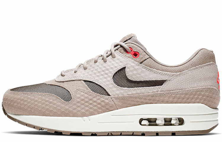 

Кроссовки Nike Air Max 1 Cut Out Swoosh Moon Particle