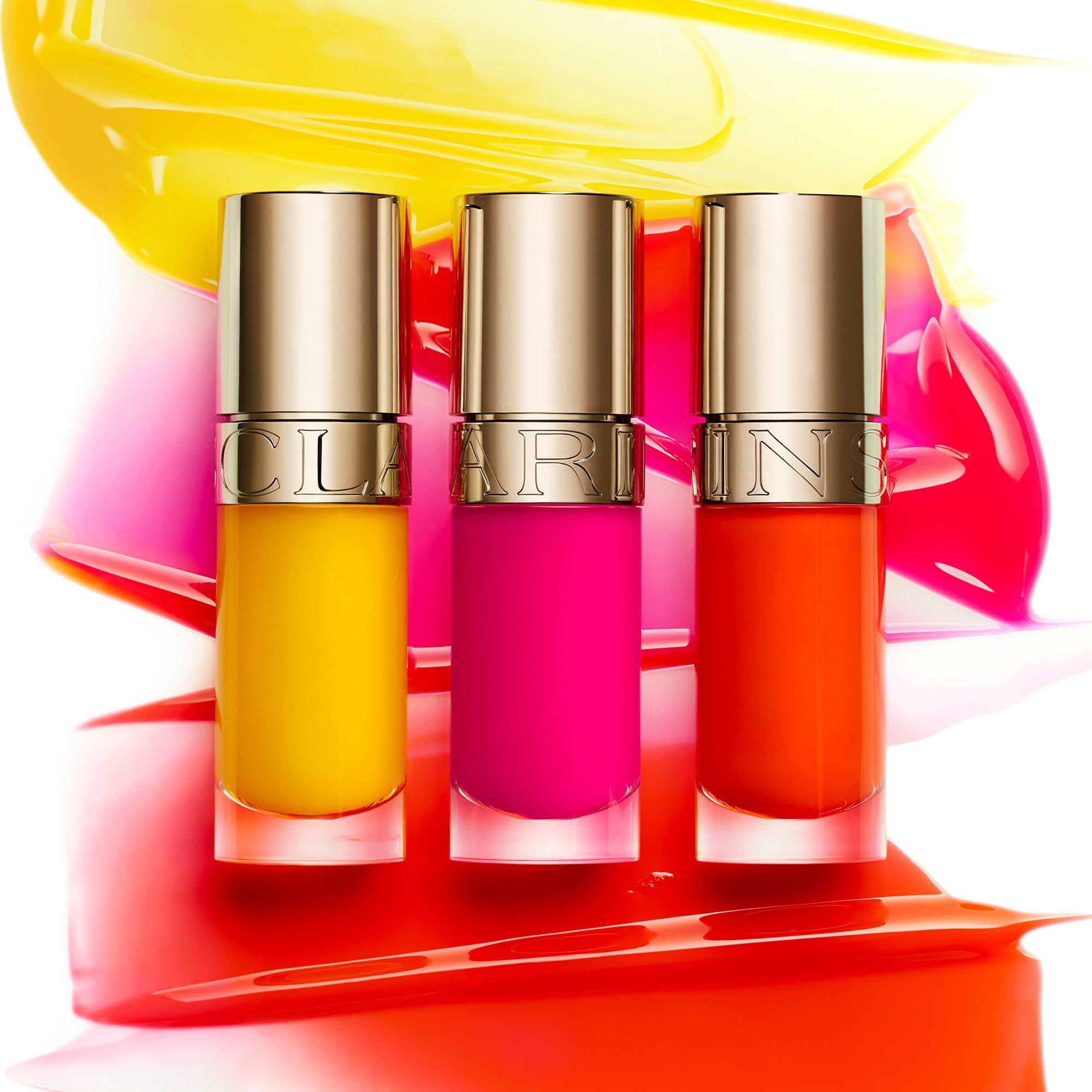 

Увлажняющее и придающее объем губам масло Lip Comfort Clarins, 22 Daring Orange