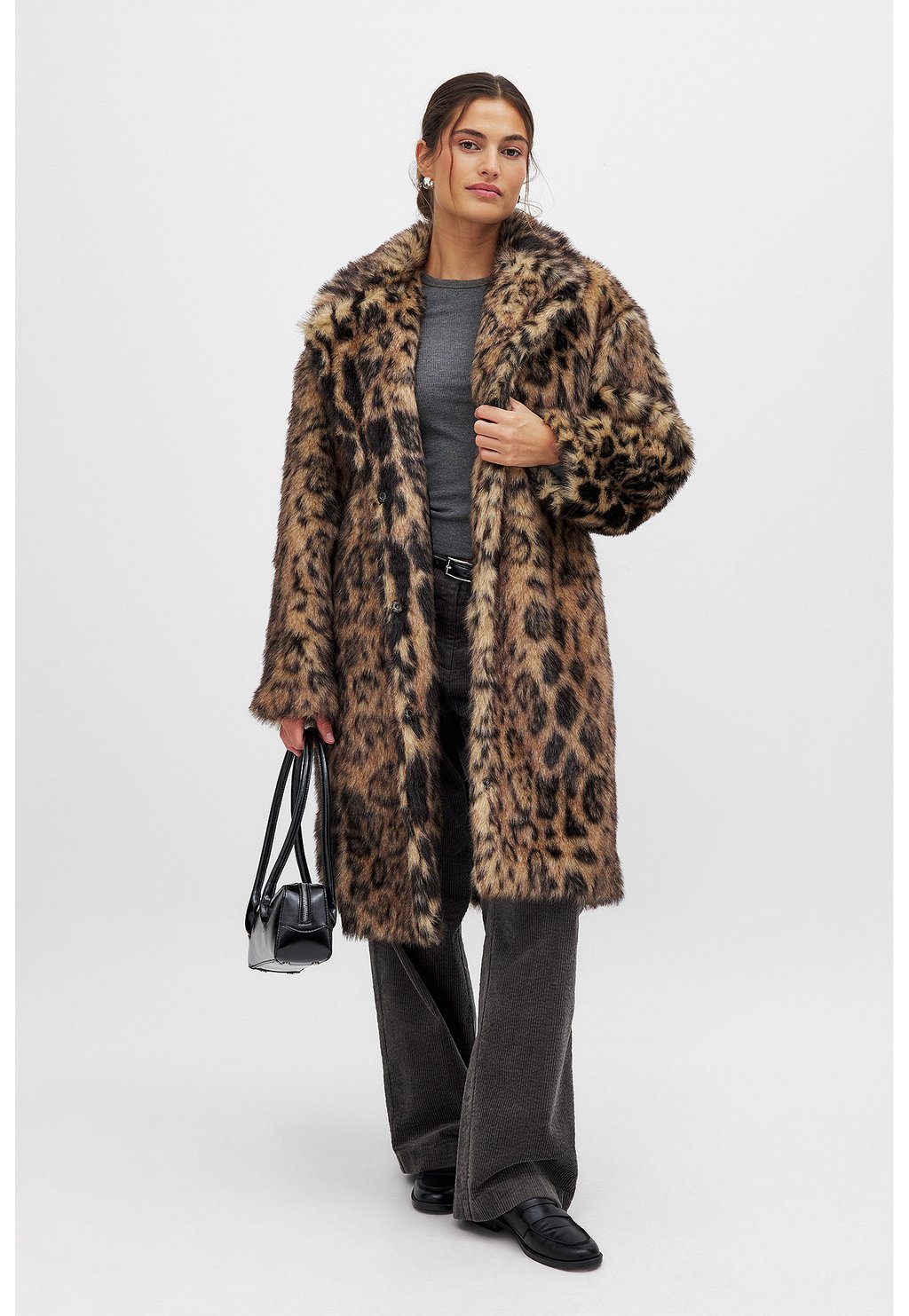 

Зимнее пальто LEOPARD NA-KD, коричневый
