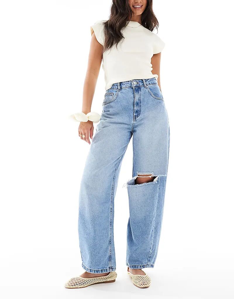 

Джинсы-бочонки ASOS DESIGN с высокой талией, средне-синего цвета, с разрывами
