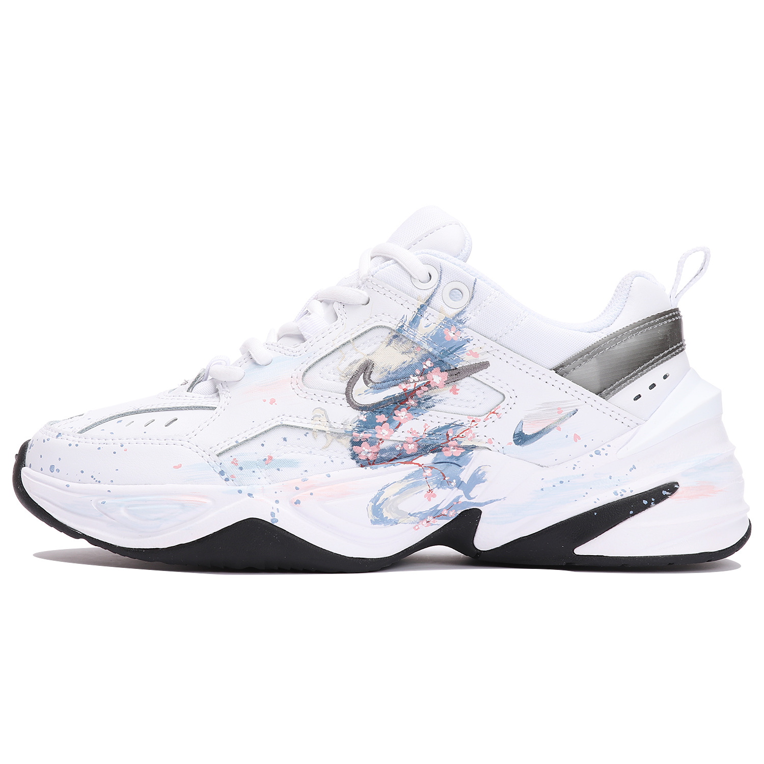 

Женские массивные кроссовки Nike M2K, White/Blue