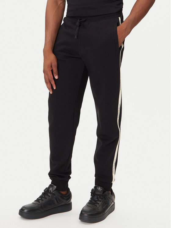 

Джоггеры regular fit 7M000974 AF10377 UC001 Ea7 Emporio Armani, чёрный