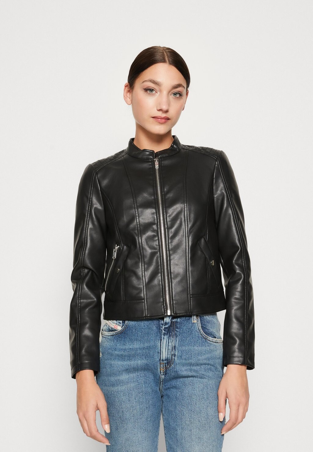 

Куртка из искусственной кожи Vero Moda, черный