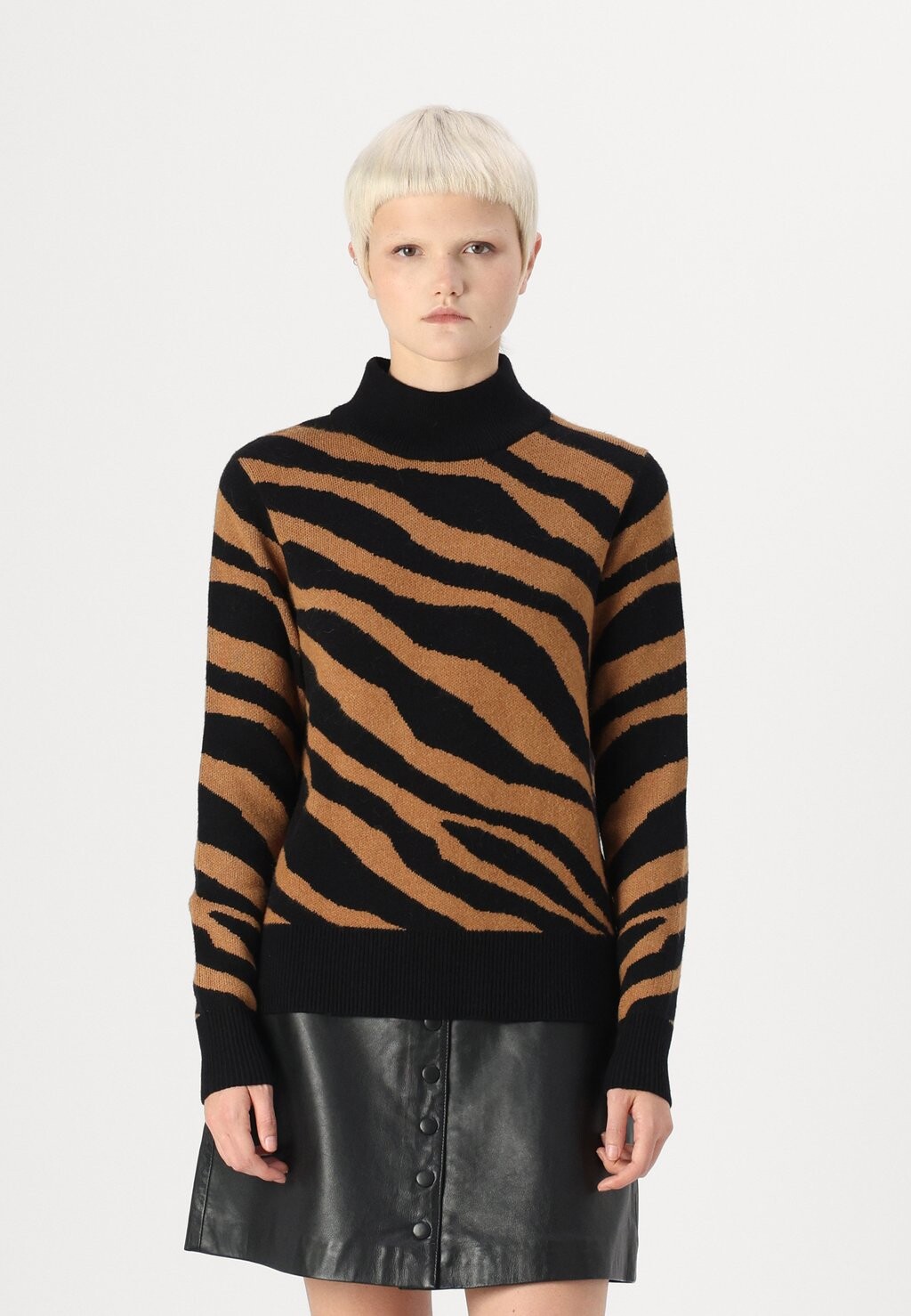 

Джемпер VIRIL CREW NECK VILA, черный