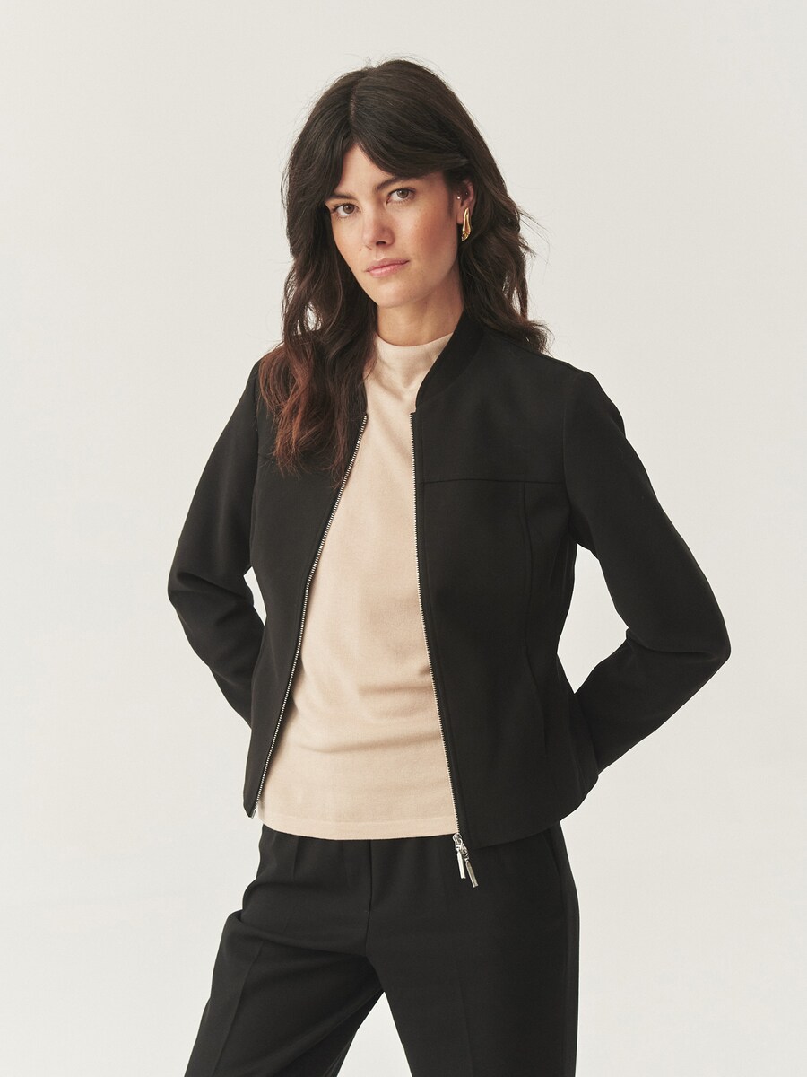 

Демисезонная куртка TATUUM Code, Black