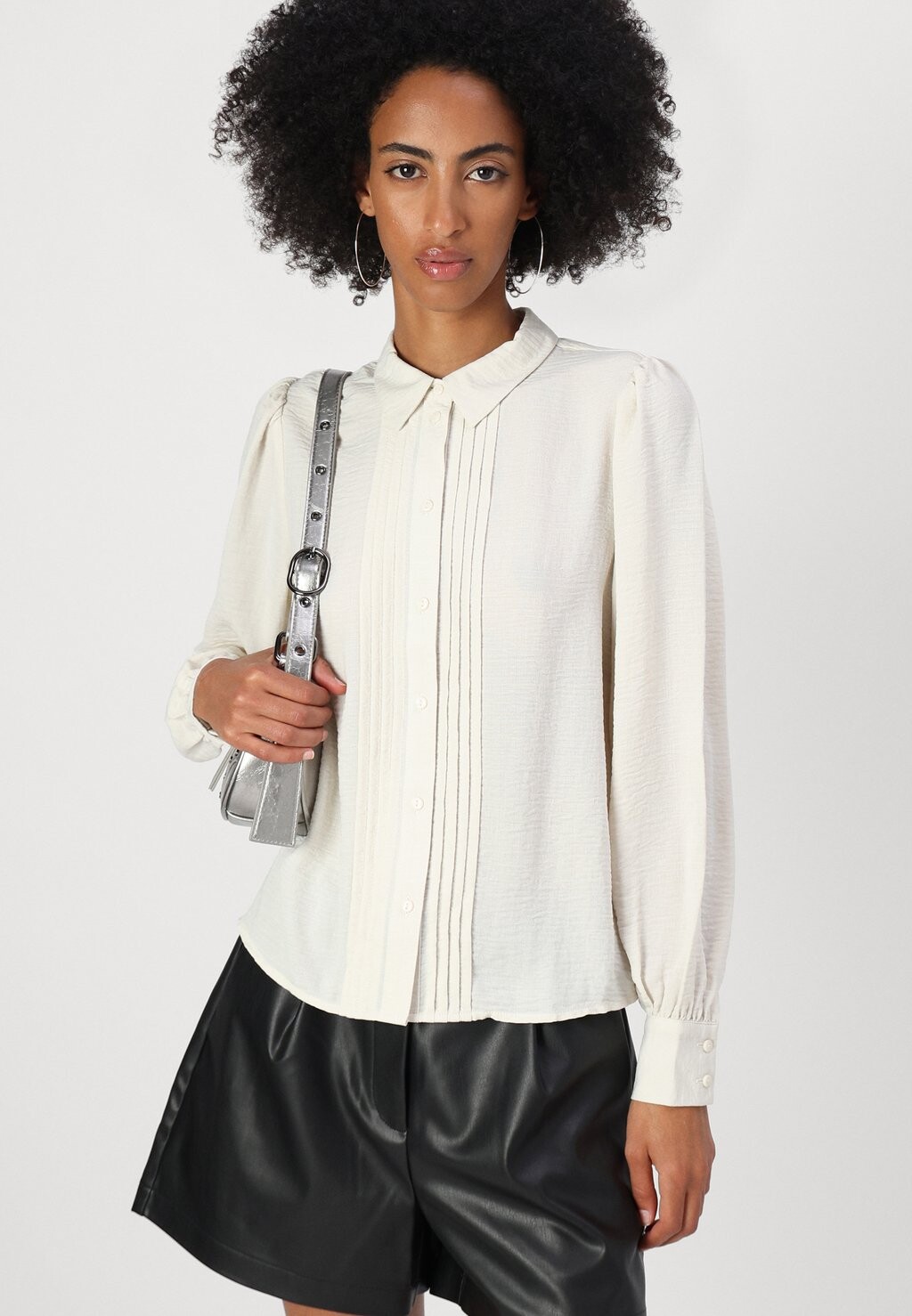 

Блузка на пуговицах JDYDIEGO LIFE PLEAT SHIRT JDY, молочный