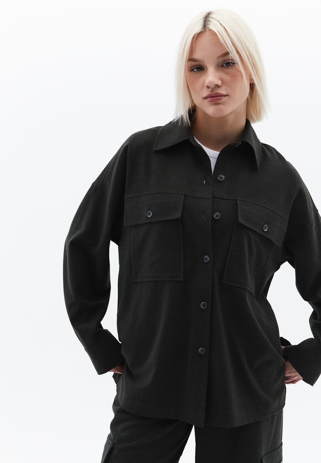 

Блузка на пуговицах WITH POCKET DETAIL OXXO, черный