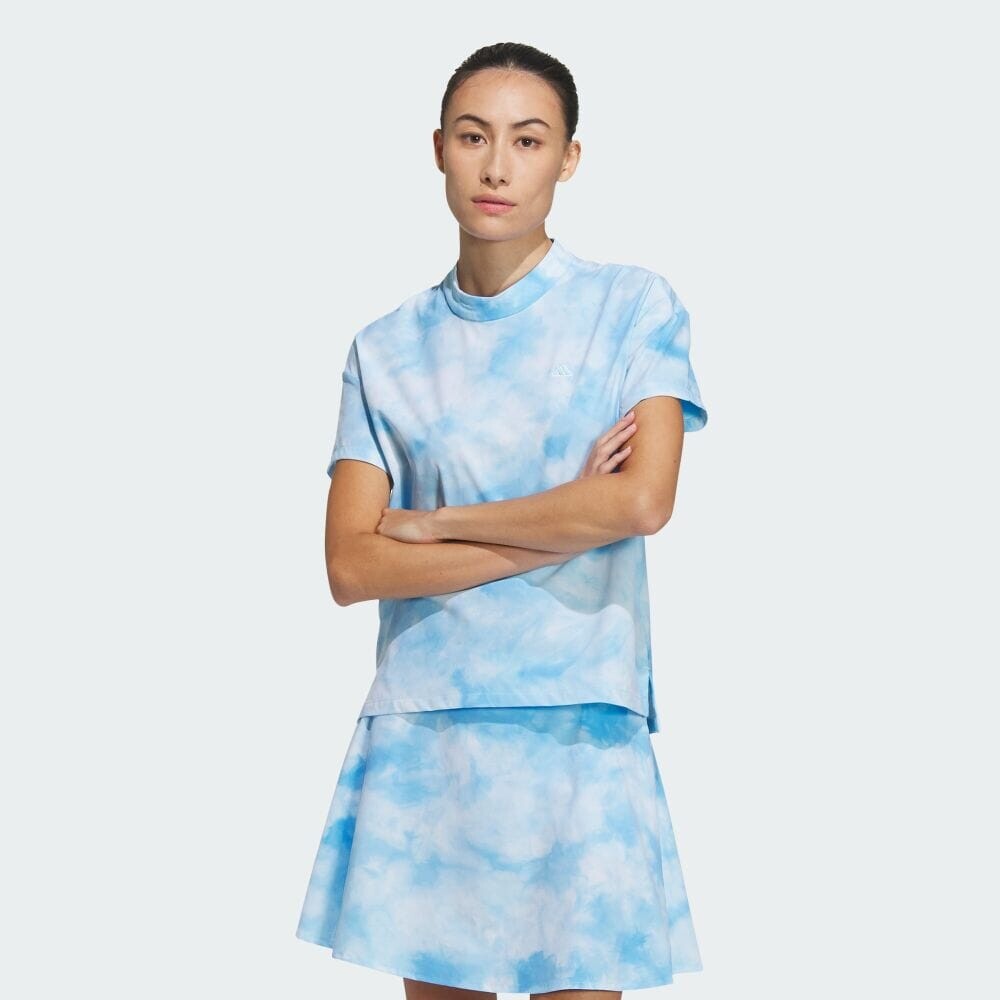 

Поло Adidas PLAYGREEN Tie-dye Print Relaxed Fit Shirt, цвет Semi Blue Burst