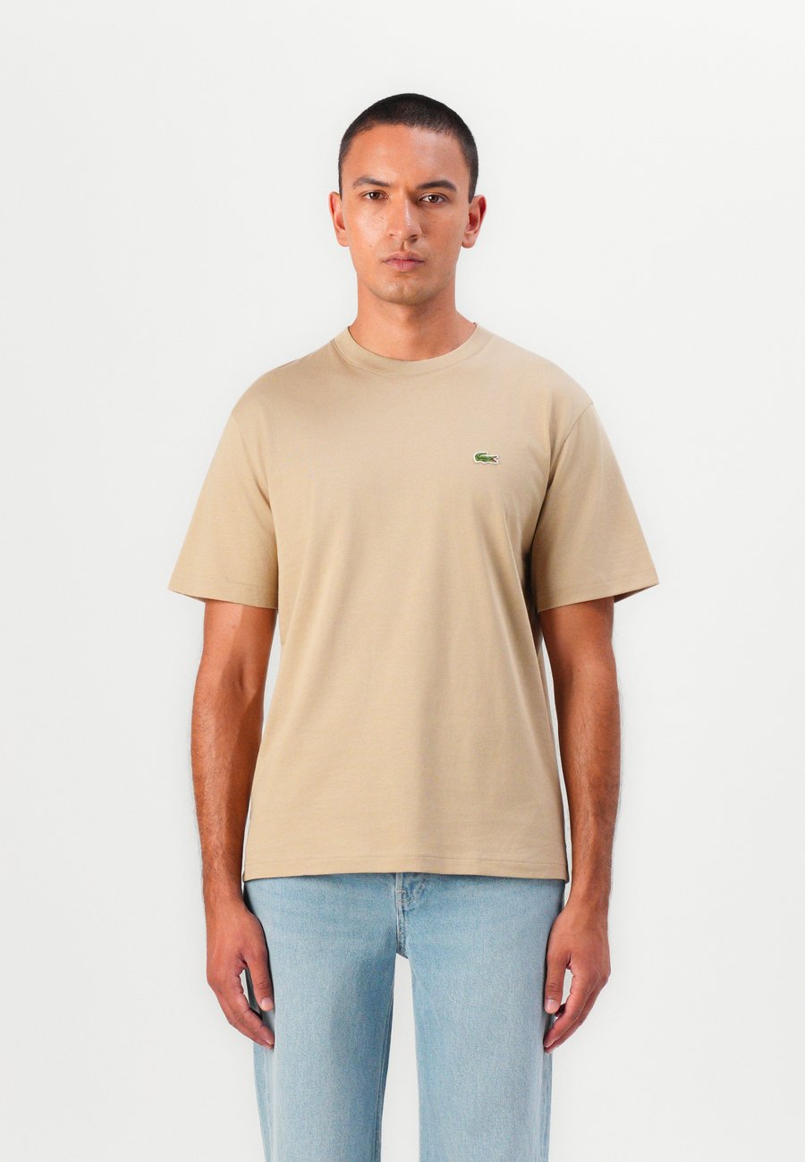 

Футболка Lacoste Basic T-shirt, Viennese/Beige