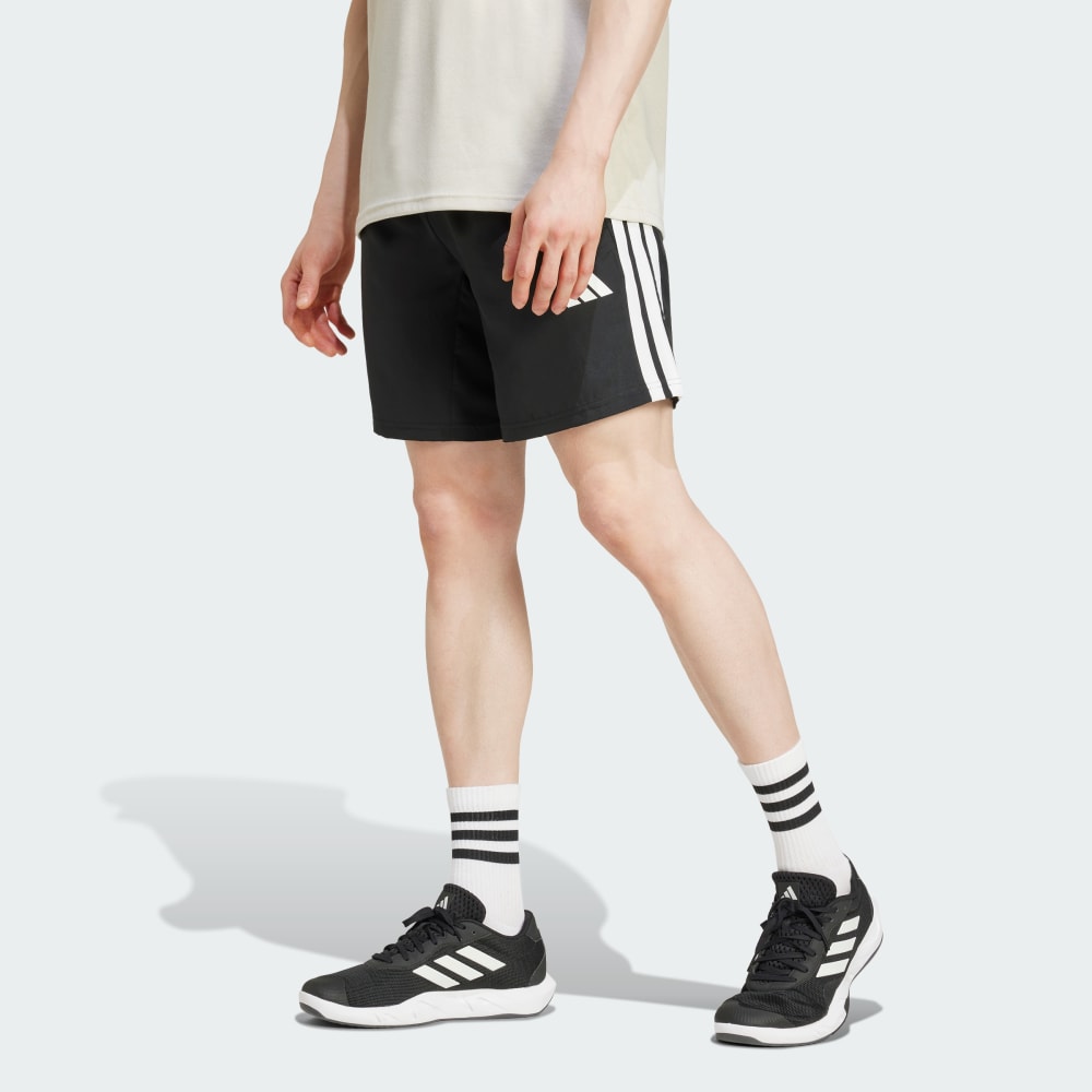 

Спортивные шорты Adidas Essentials Training 3-Stripes Woven Shorts, черный