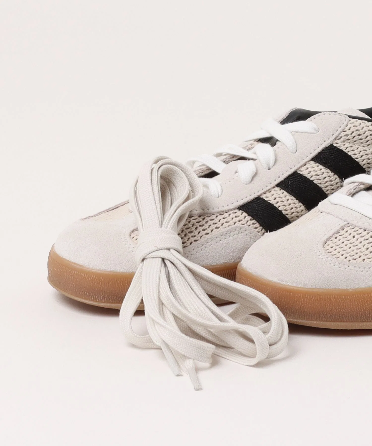 Мужские кроссовки Adidas GAZELLE INDOOR бежевые — фото 4
