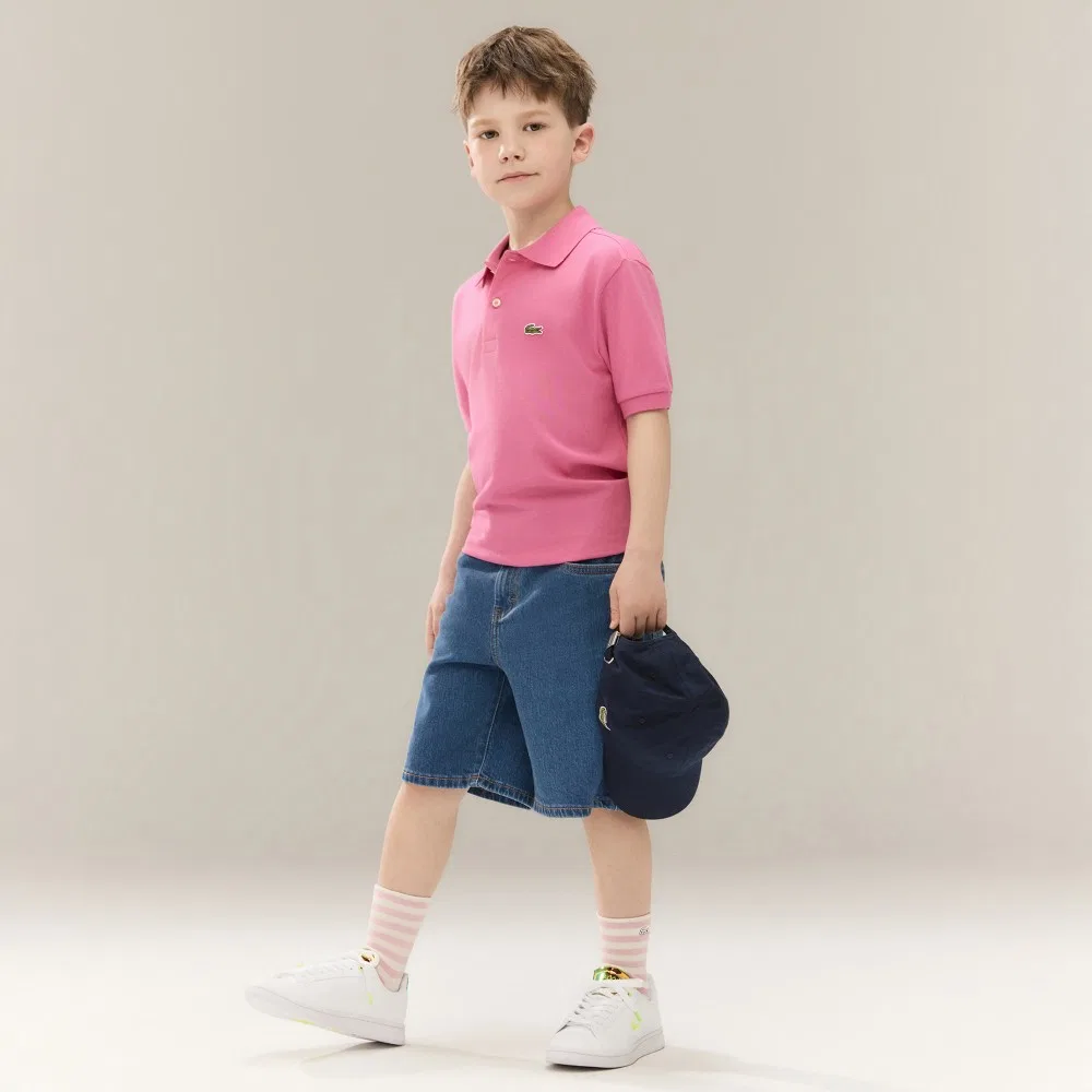 Детская базовая футболка-поло с коротким рукавом розовая от Lacoste — фото 2
