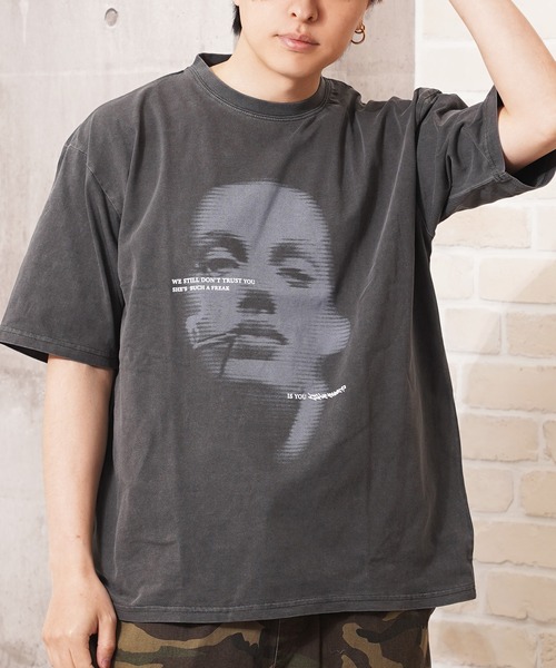 

Футболка с разноцветными принтами 1111clothing