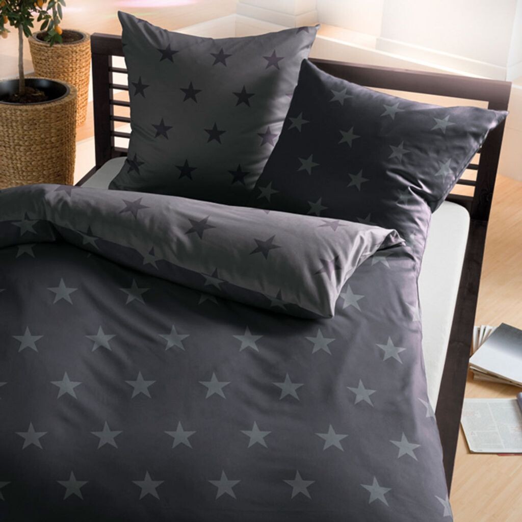

Постельное белье Dream Sleep Beaver Звезды оловянные 200х200 см + 2х 80х80 см Traumschlaf