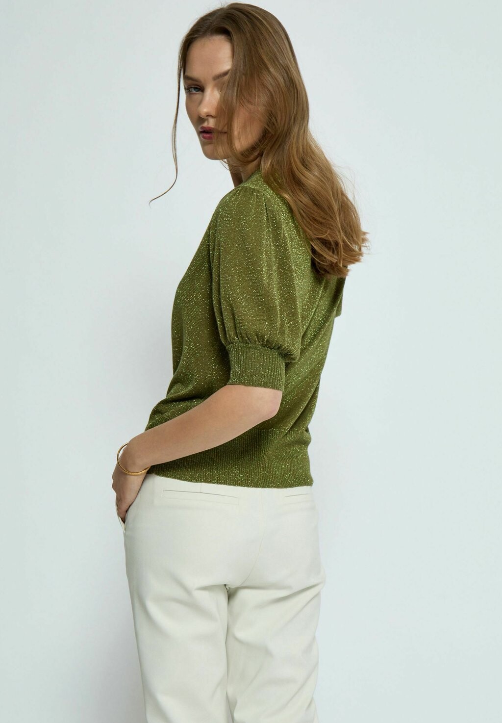 

Базовая футболка Minus, оливково-зеленый металлик Liva Puff Sleeve
