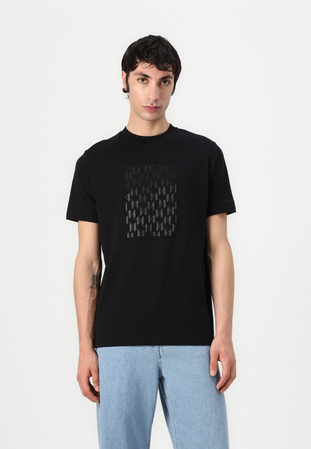 

Футболка с принтом CREWNECK KARL LAGERFELD, черный