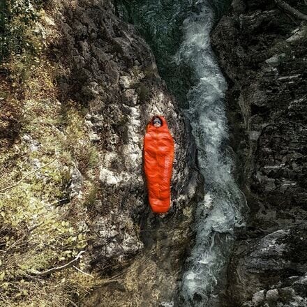 

Выполнить пуховый спальный мешок: 19F вниз Mammut, цвет Safety Orange