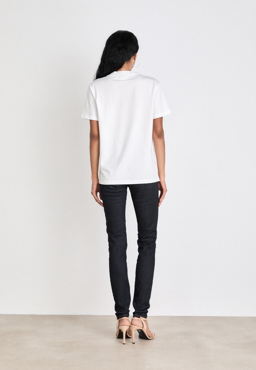 

Джинсы скинни MID RISE SKINNY Calvin Klein, темно-синие джинсы