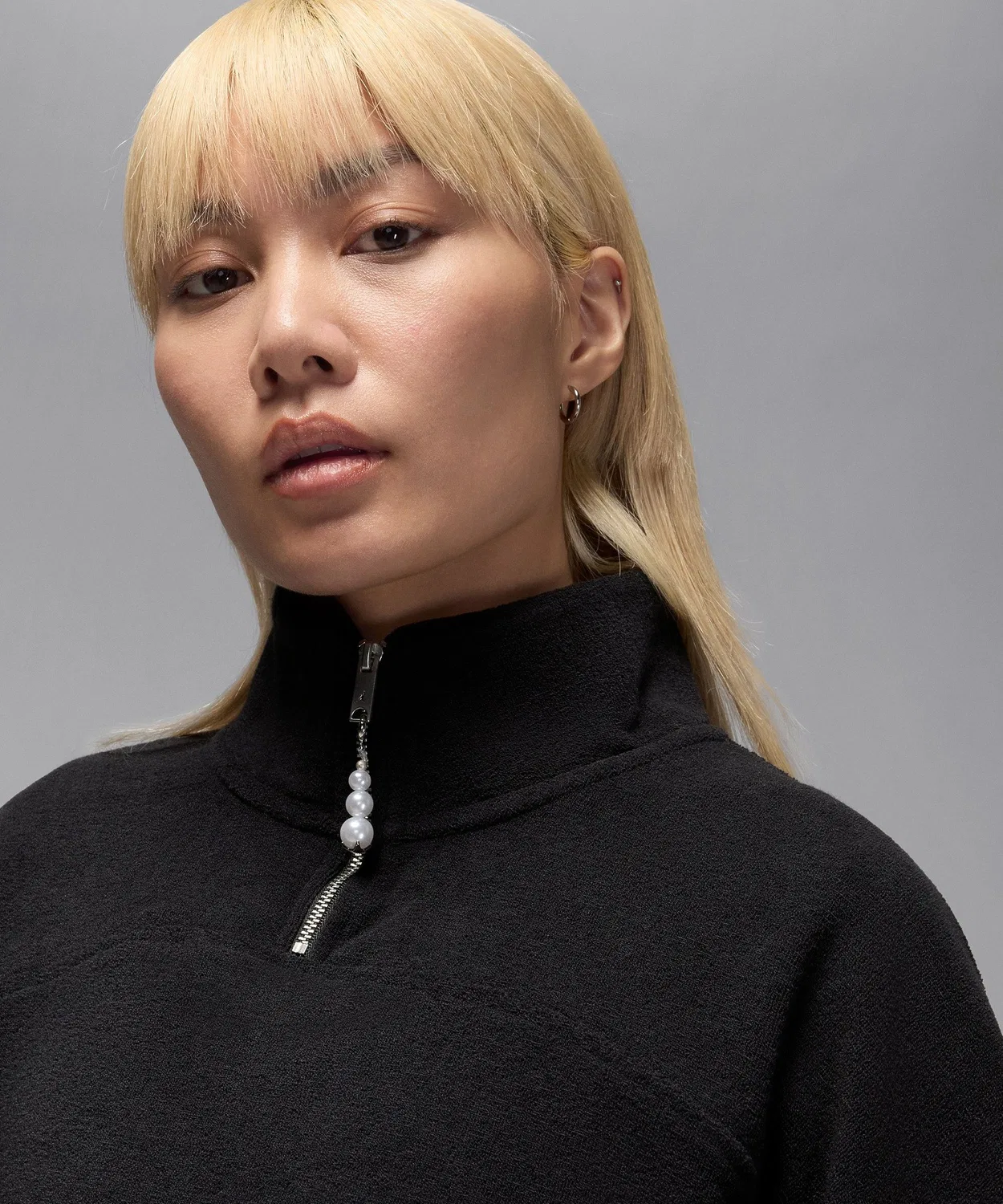 Топ с четвертью молнии Nike женский оверсайз из френч-терри белый — фото 3
