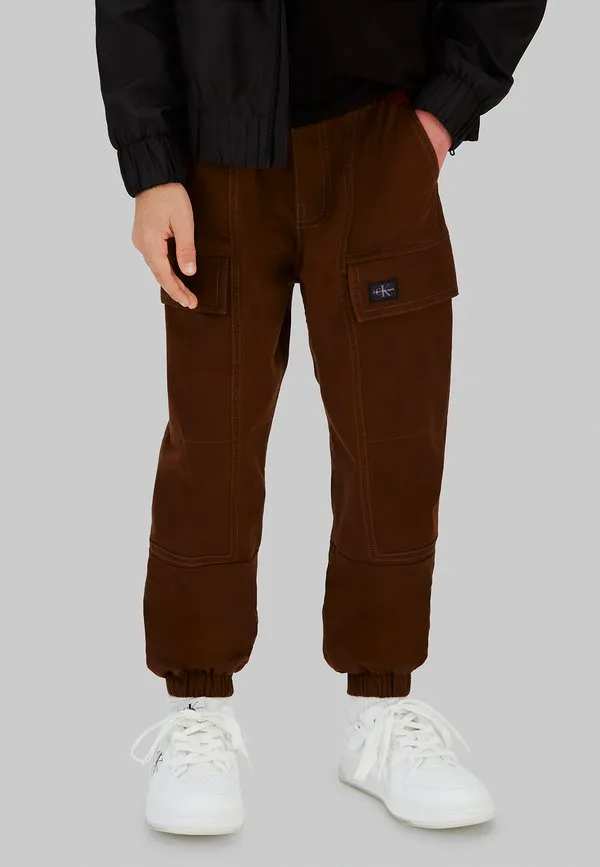 Сатиновые брюки-карго Calvin Klein Jeans, Legacy Brown — фото 2